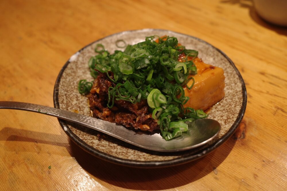 牛スジ豆富の煮込み