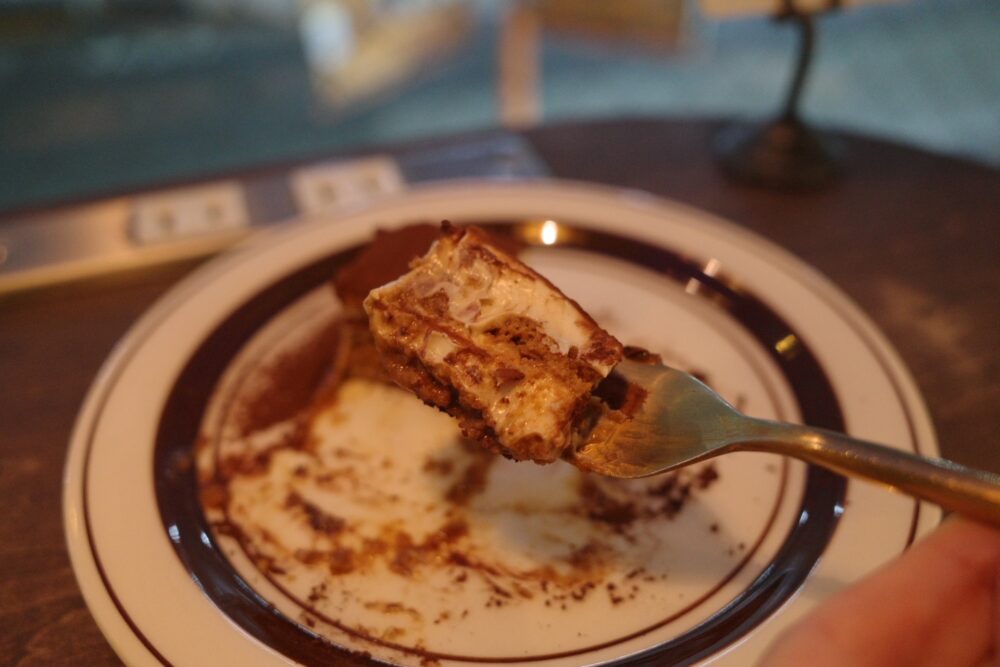 一口のヴィーガンティラミス