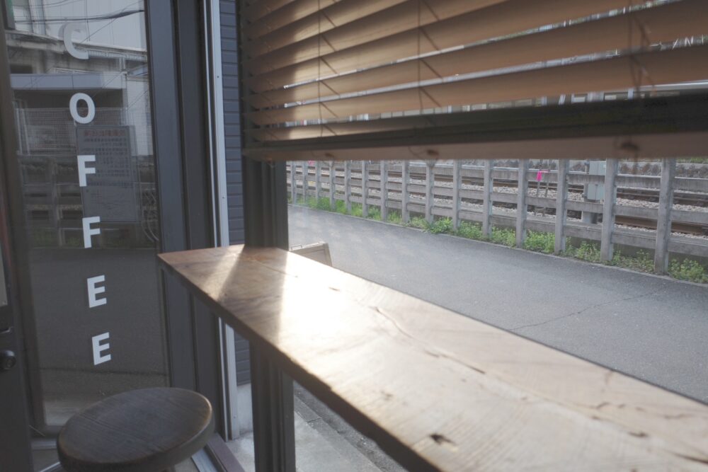 チリング コーヒー&ベイクさんカウンター