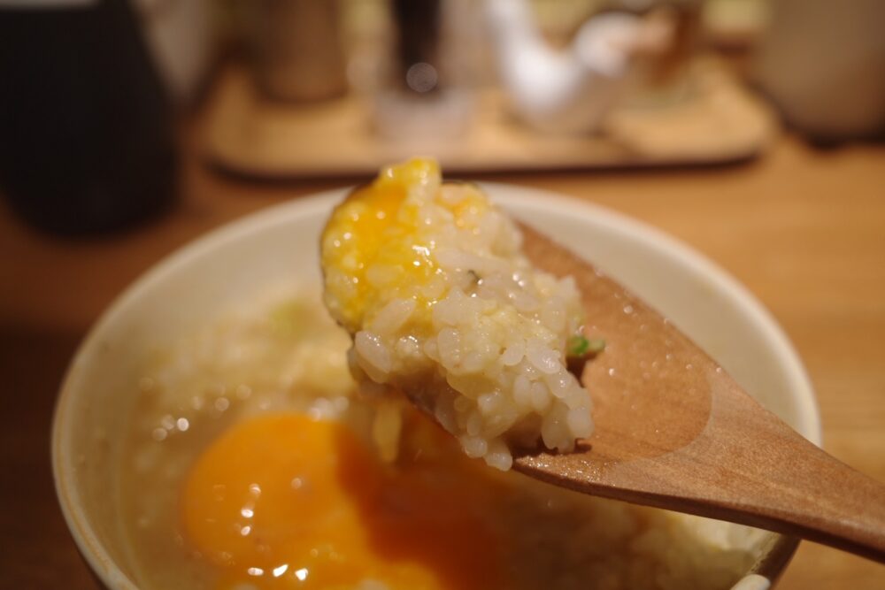 一口の卵黄小チーズライス