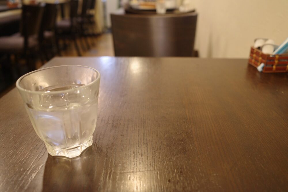 ギオンさんテーブル