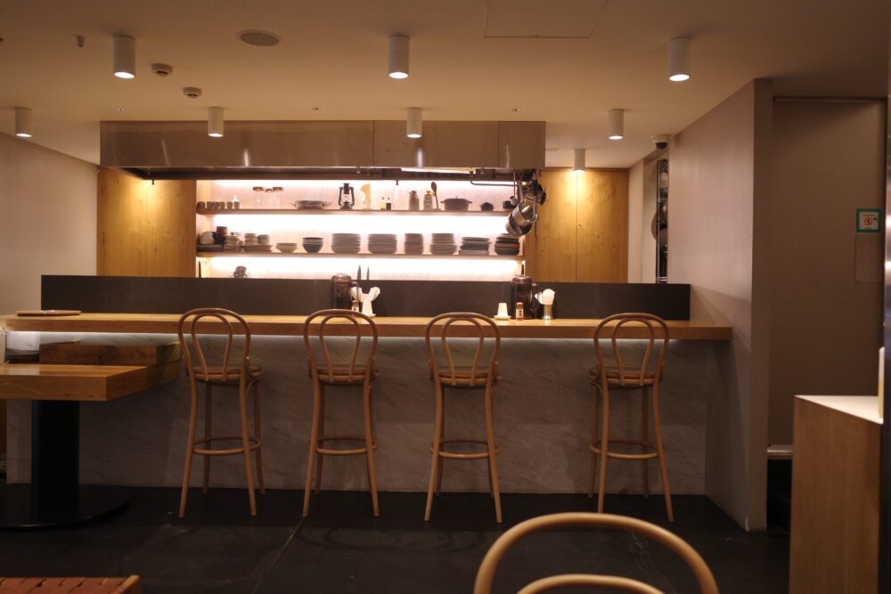 カレー処 ほりにし亭さんカウンター