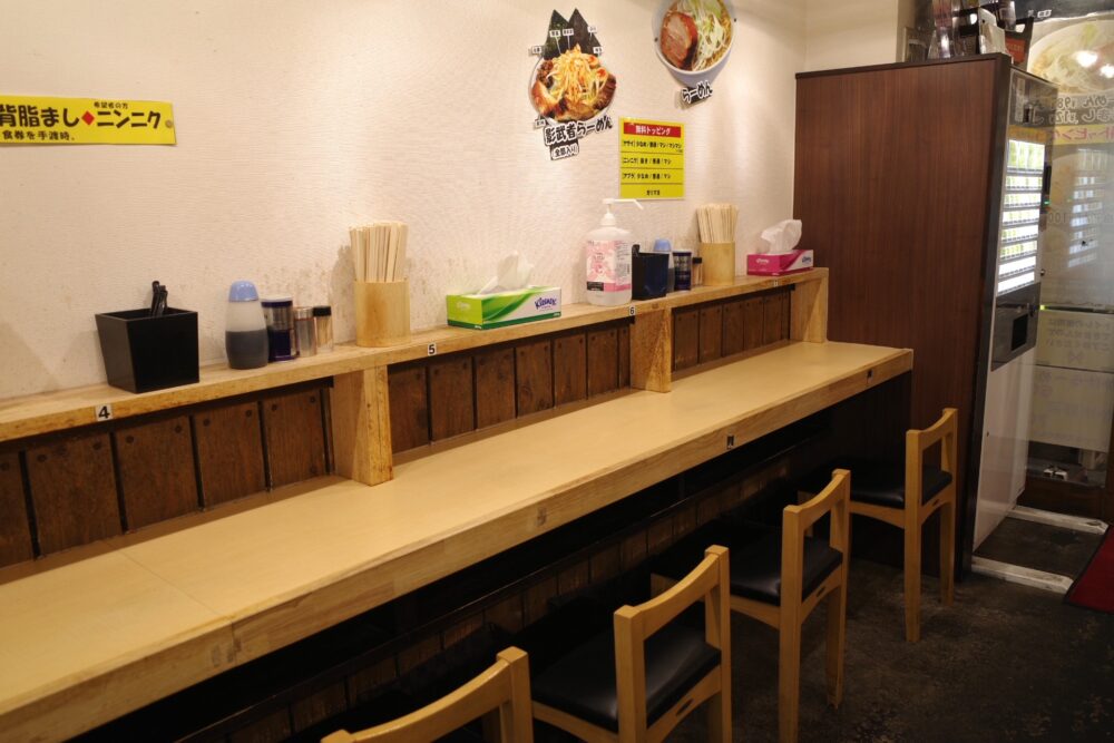 らーめん影武者さん店内