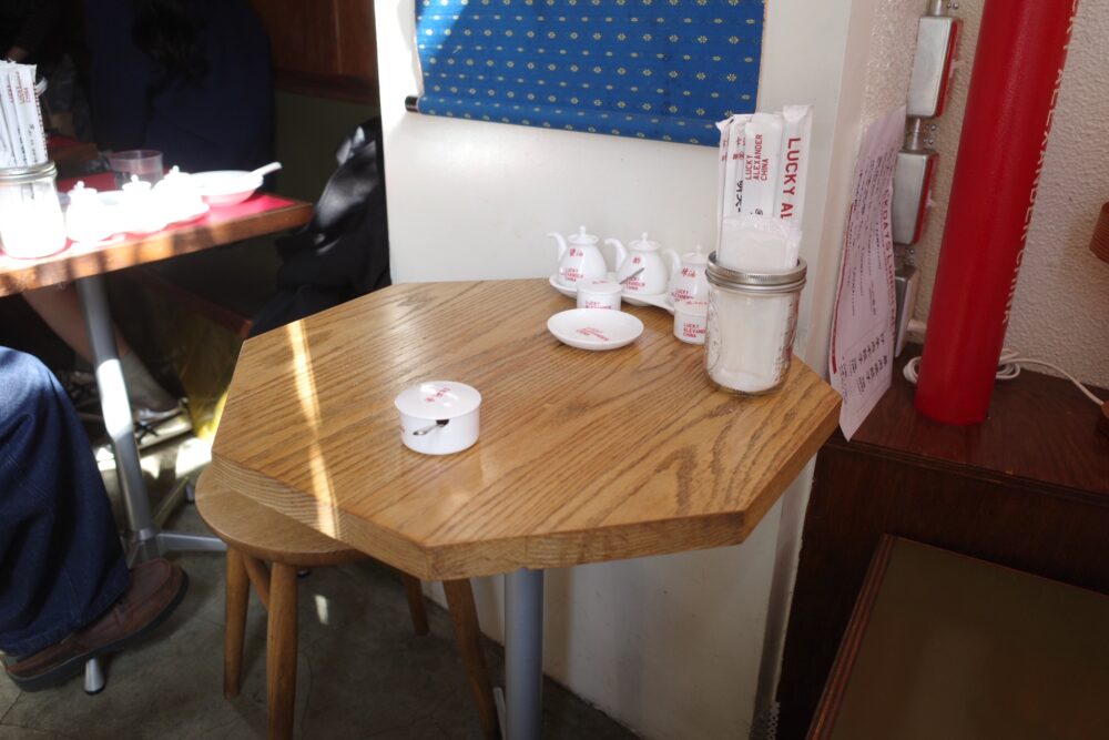 ラッキー アレキサンダー チャイナさん店内