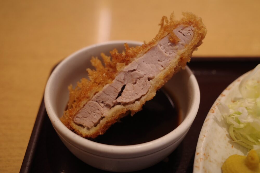 一口のヒレカツ