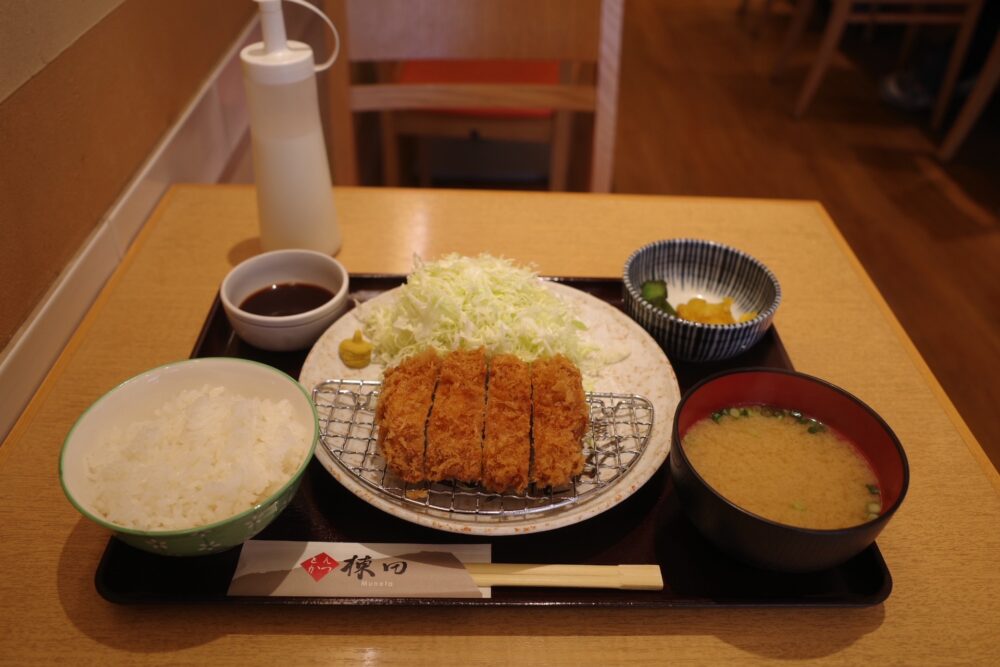 ヒレカツ定食