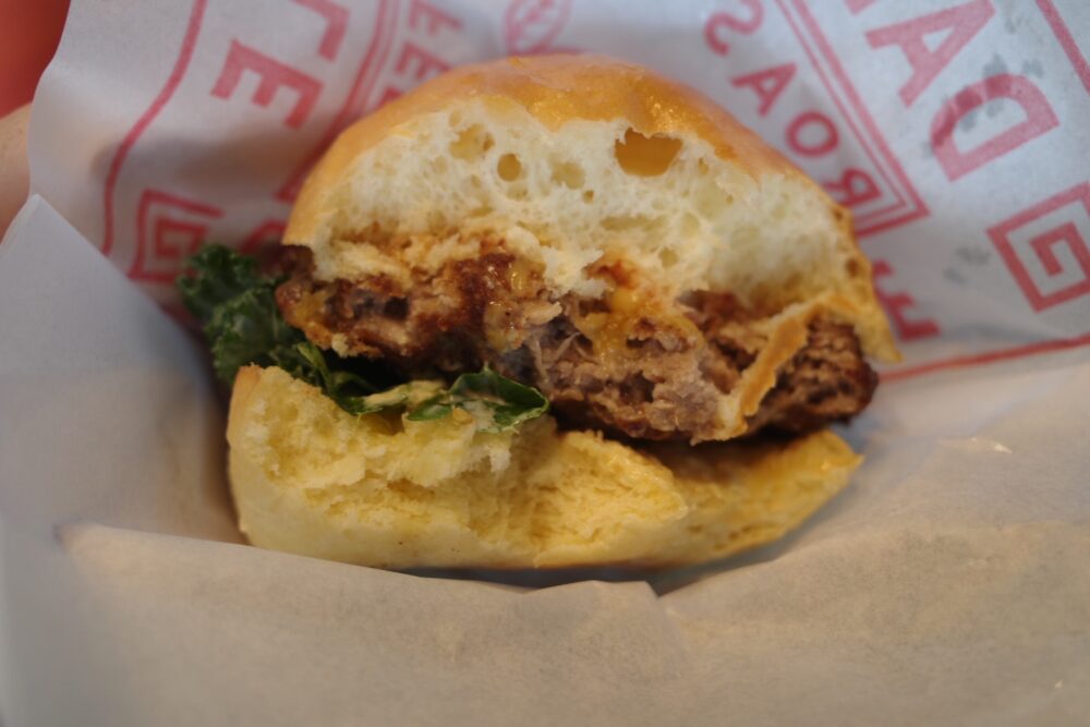 クラシックチーズバーガー断面