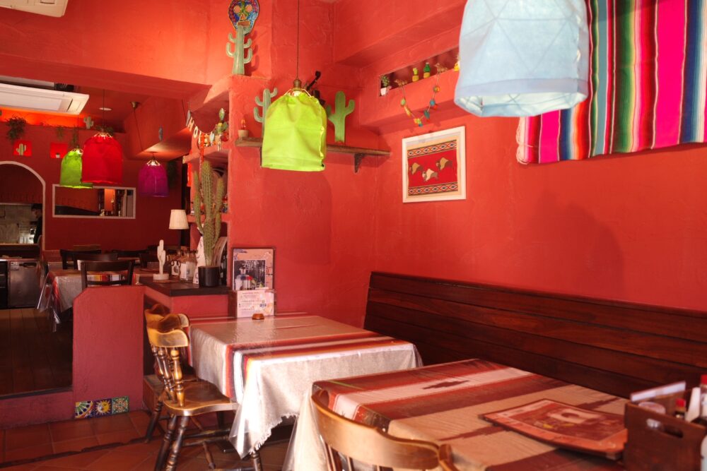 エル・アミーゴさん店内