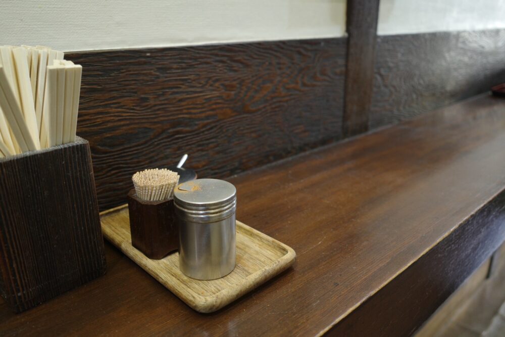 そば処 はるなさんカウンター