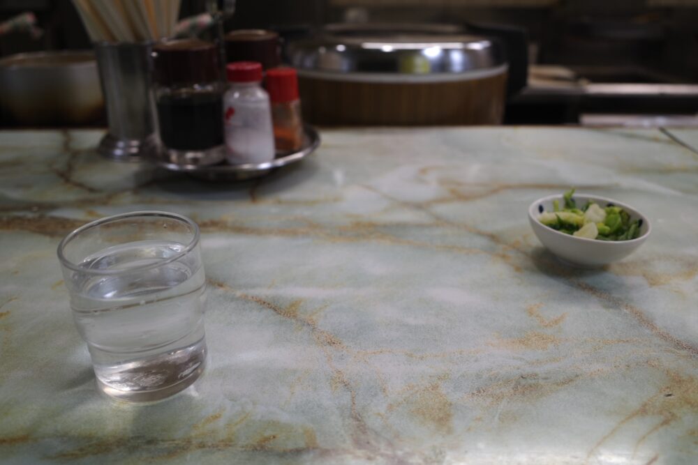 まるやまさん店内