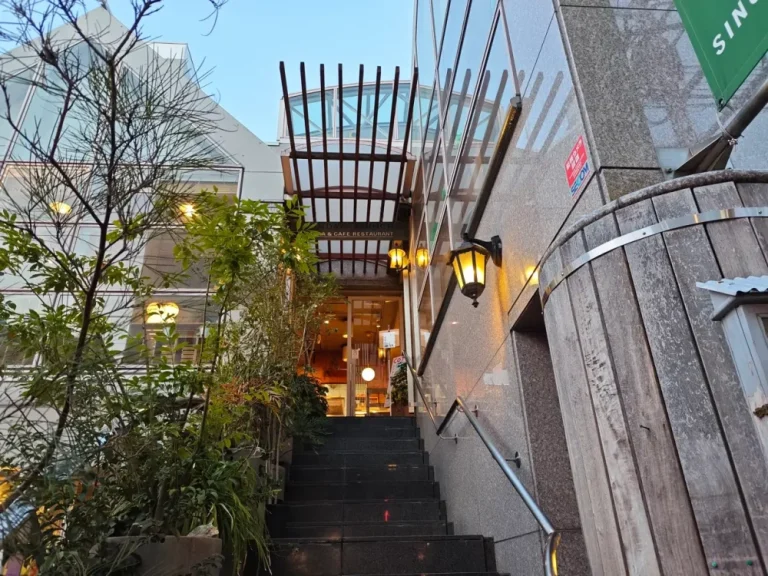 サンデーブランチさん外観