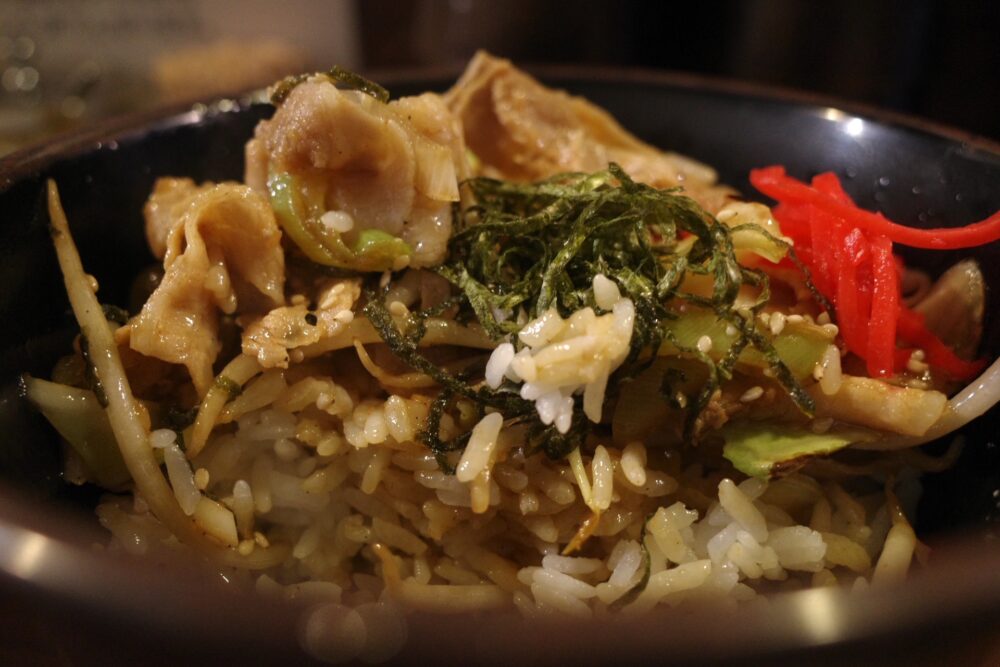 てりやきにんにくスタミナ丼の断面