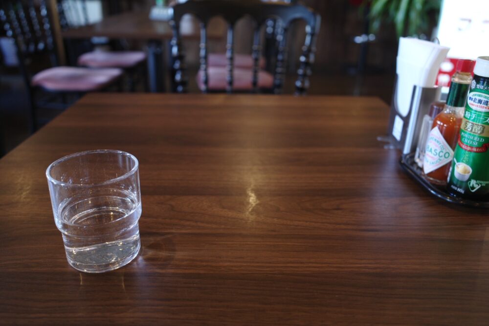 アート喫茶 フライさんテーブル