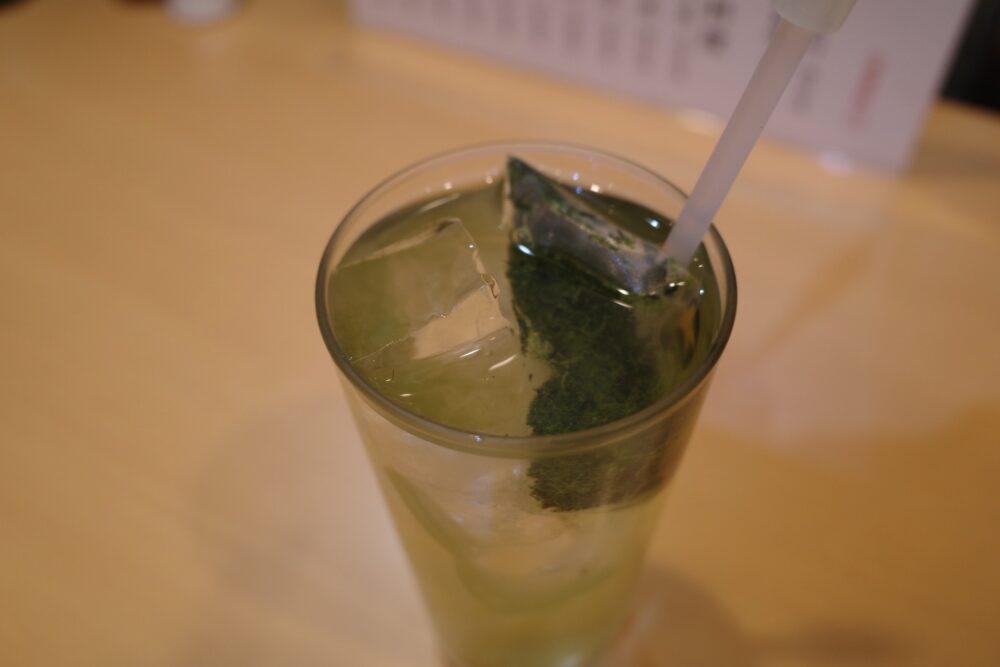 いい茶こハイの葉面