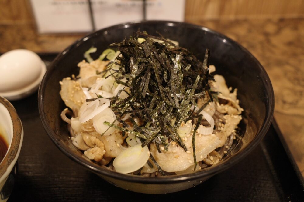 岩中豚つけ蕎麦