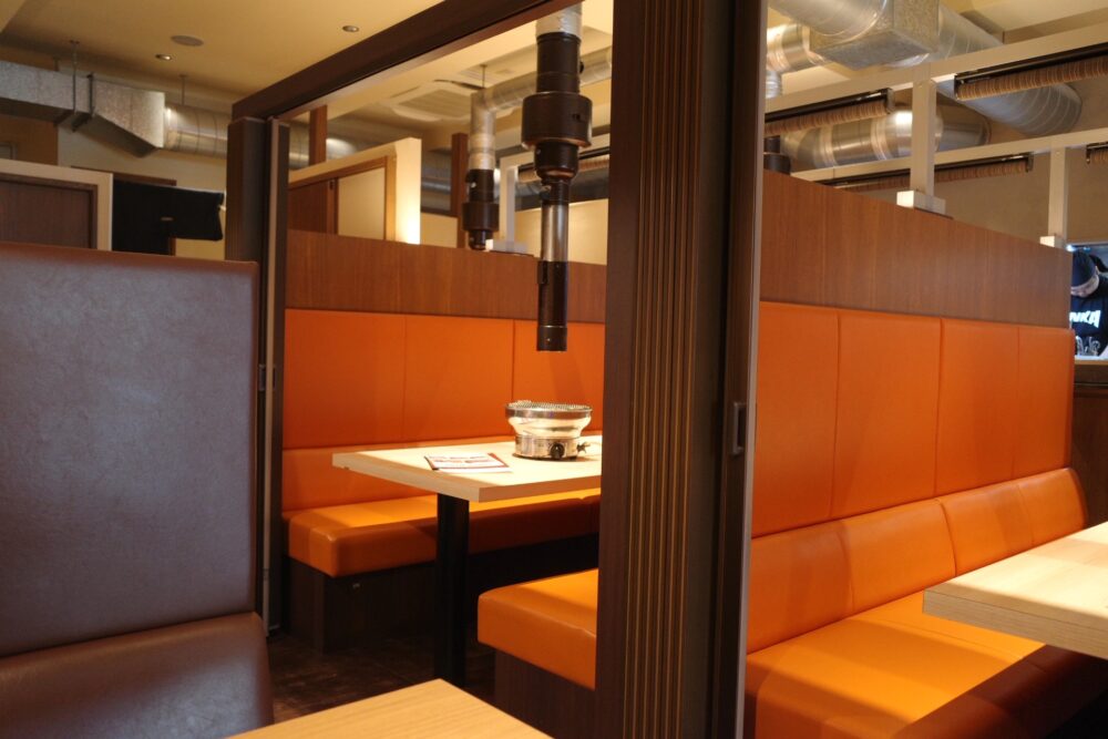 赤身肉じゃんかさん店内