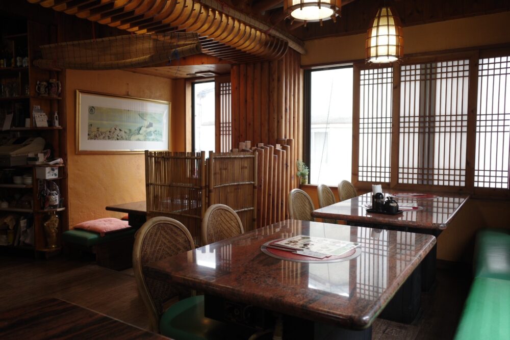 焼肉明洞さん店内