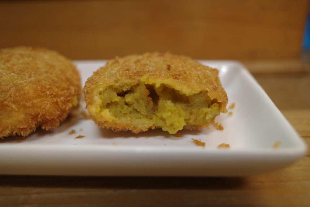 自家製カレーコロッケの断面
