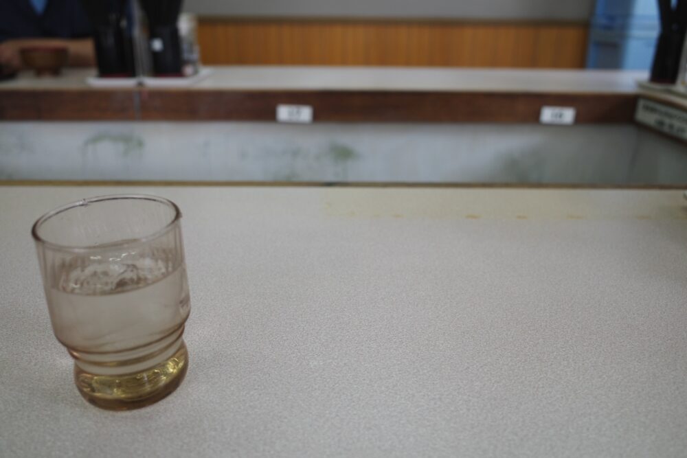 水