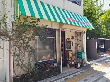 シャルマンさん外観