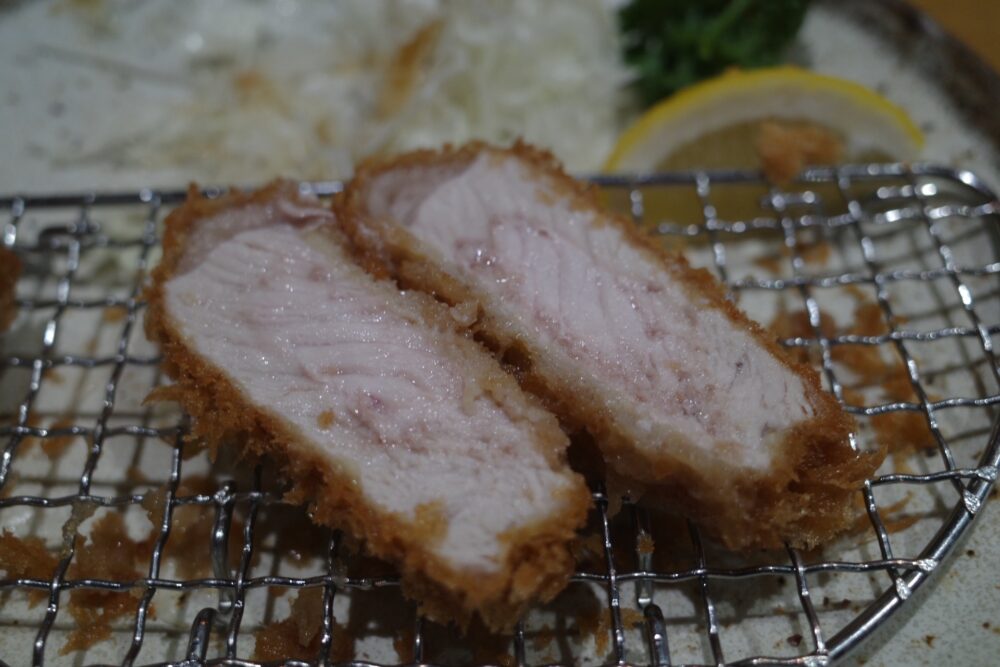 上ロースカツの表面