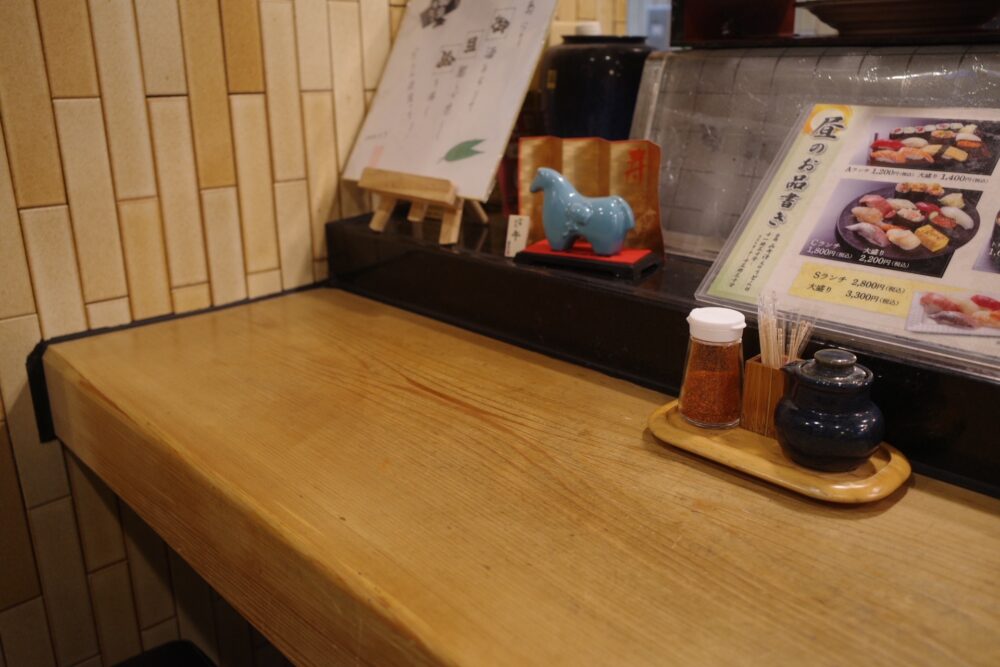 御旦孤さん店内