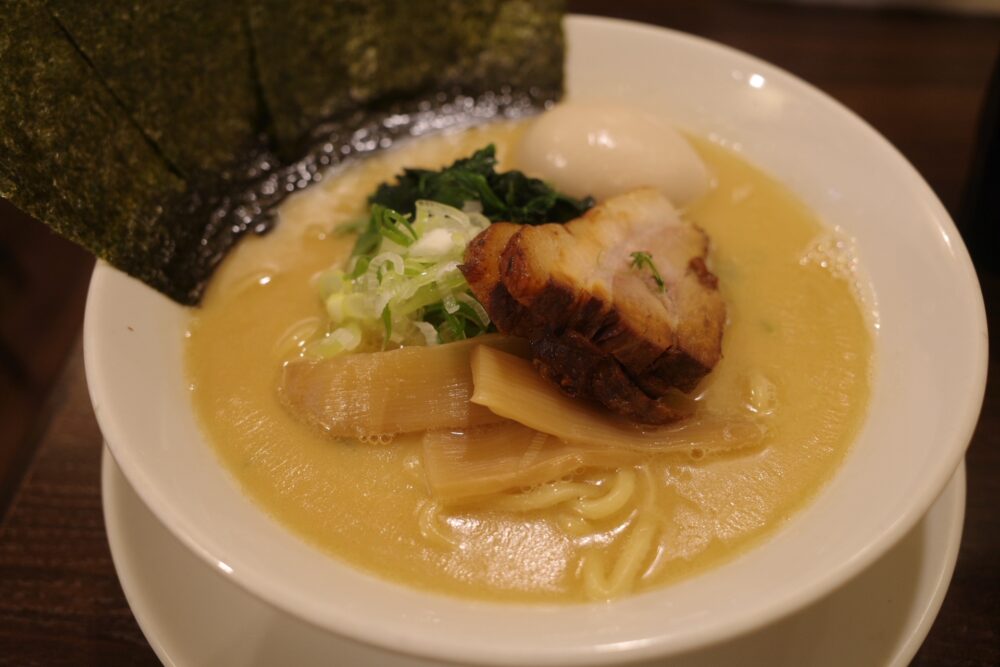 醤油豚骨ラーメン＋味玉