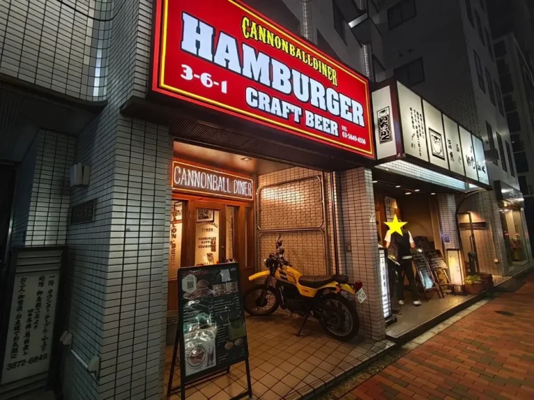 キャノンボールダイナーさん外観