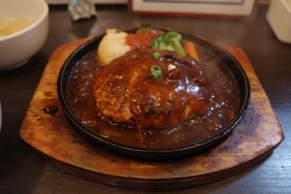 デミグラスハンバーグ