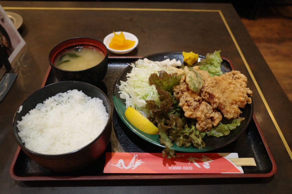 唐揚げ定食(2カン)