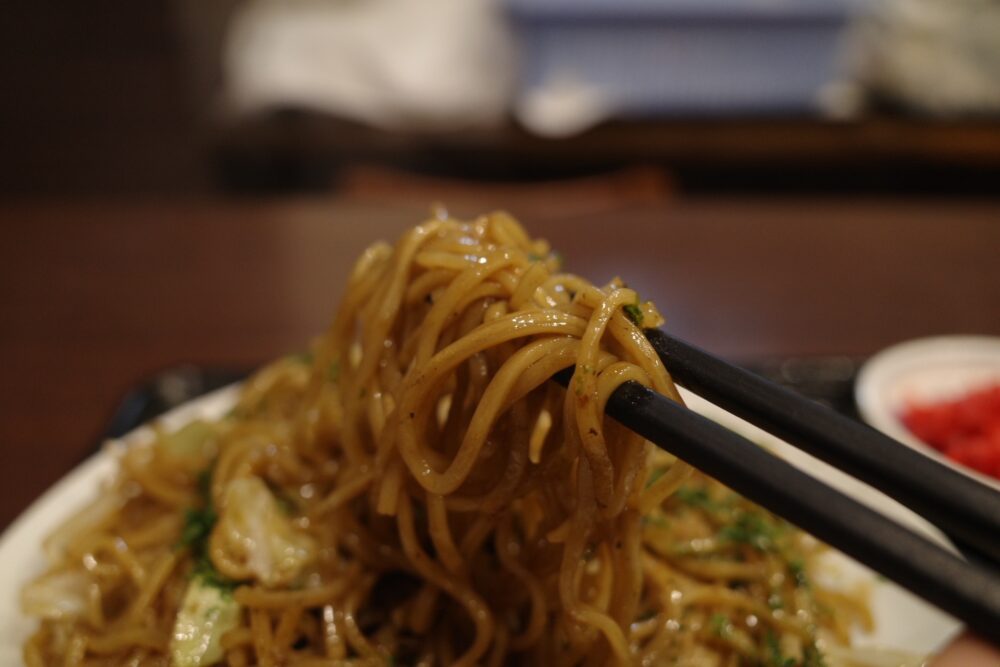 一口のソース焼きそば