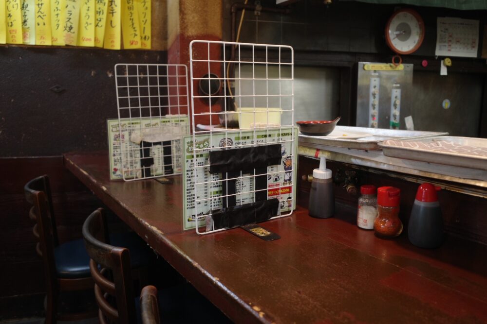 鳥万 本店さん店内