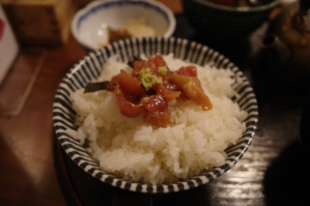 まぐろ丼