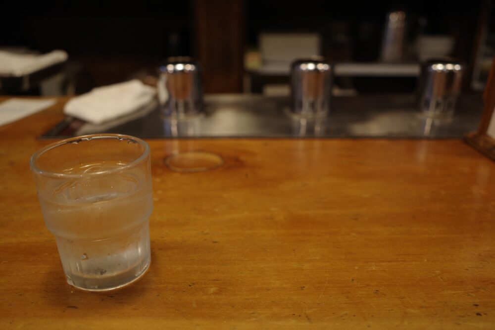 水
