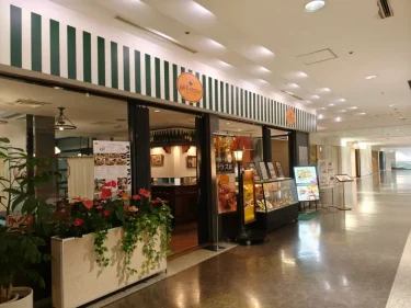 66 Kitchenさん外観