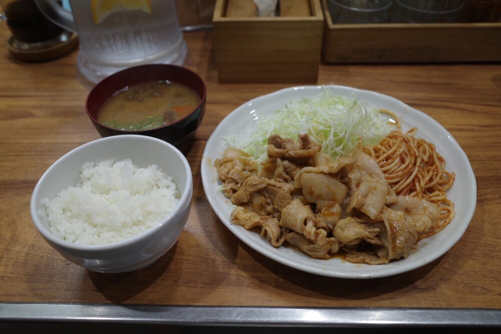 しょうが焼き定食