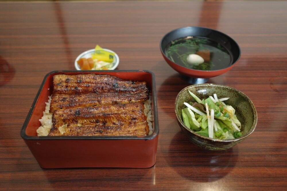 赤重 お吸物付