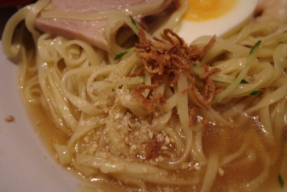 すり胡麻とフライドオニオン