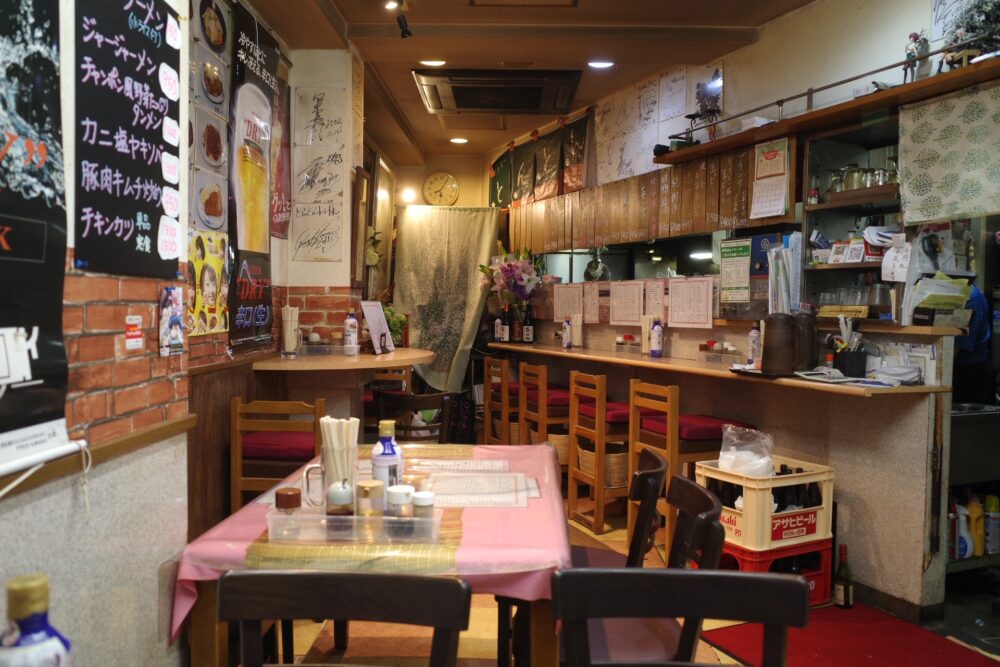 とんとん亭さん店内